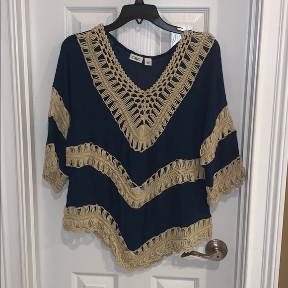 Ladies Navy Top Cato Large EUC - Picture 1 of 3
